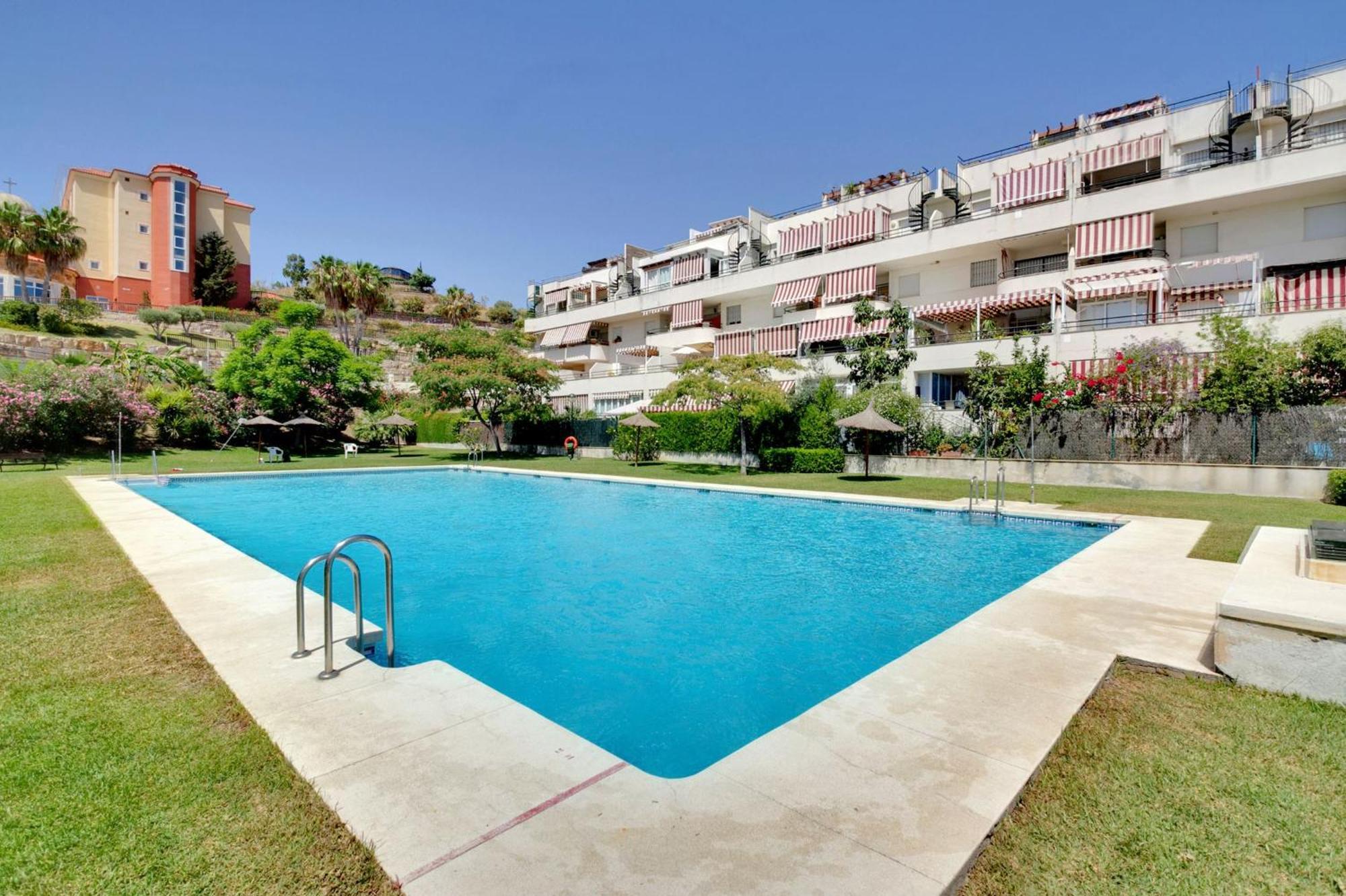 Del Parque Flats - Golf & Beach Terrace Málaga Kültér fotó